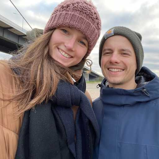 Profile image for pet sitters Franziska & Christian