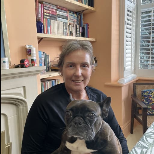 Profile image for pet sitter Tracey