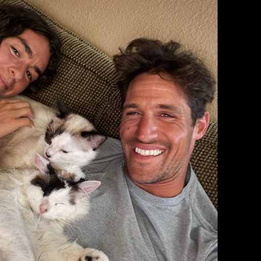 Profile image for pet sitters Paula & Jesse