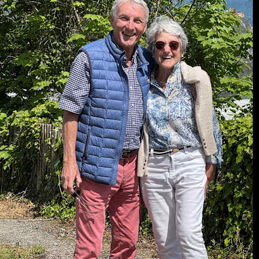 Profile image for pet sitters Linda & Richard