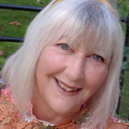 Profile image for pet sitters Susan & Michael 