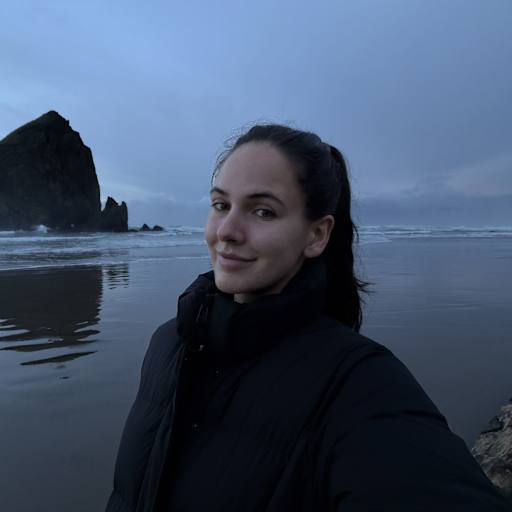 Profile image for pet sitter Carly