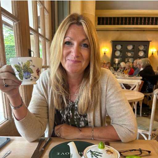 Profile image for pet sitter Kim