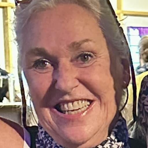 Profile image for pet sitter Theodora