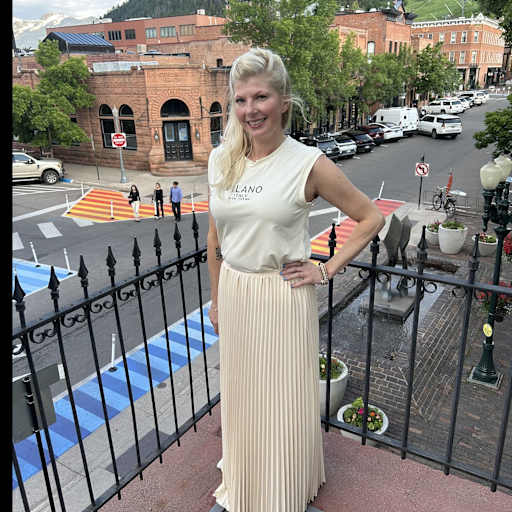 Profile image for pet sitter Mallory