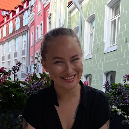 Profile image for pet sitter Lina
