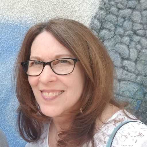Profile image for pet sitter Tracy