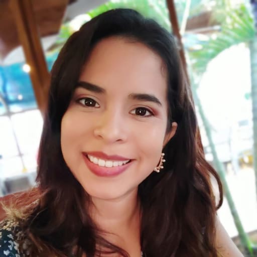 Profile image for pet sitter Eloísa