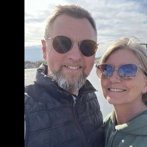 Profile image for pet sitters Anette & Tomas
