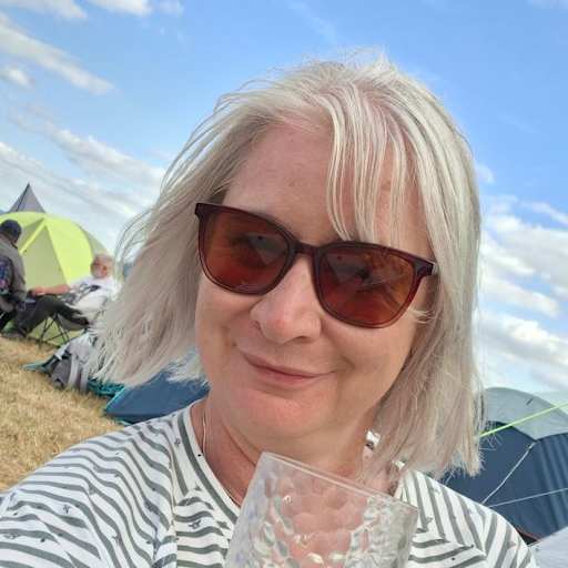 Profile image for pet sitter Theresa