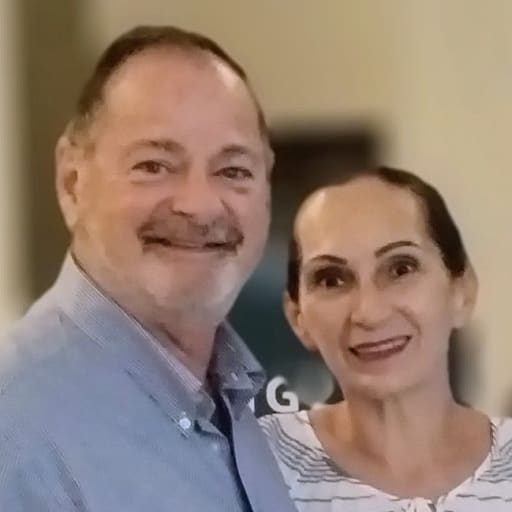 Profile image for pet sitters Frank & Maribel 