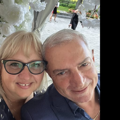 Profile image for pet sitters Donna & Frank