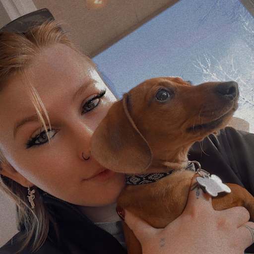 Profile image for pet sitter onica