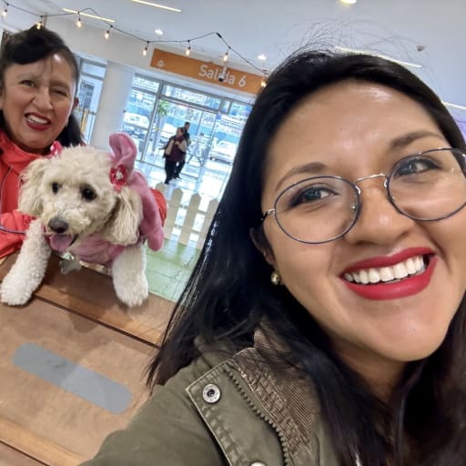 Profile image for pet sitters Estefanny & Mery
