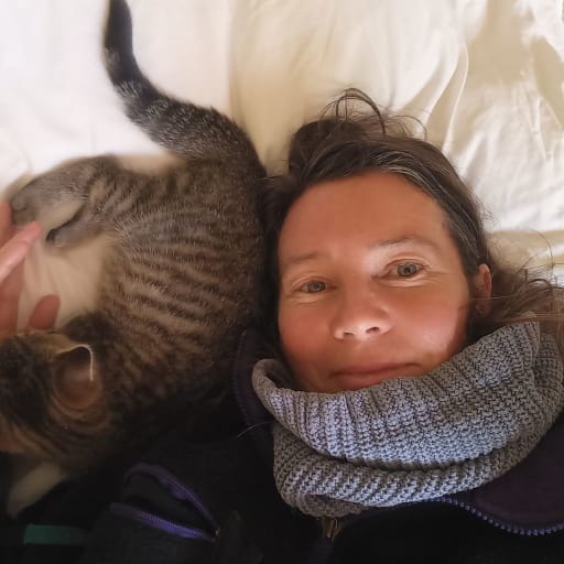 Profile image for pet sitter lynn