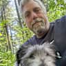 House sit pet parent - Affectionate Glen of Imaal Terrier, fenced yard, & Portland adventures