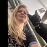 House sit pet parent - Friendly cats & a cute apartment near the ocean! (Solo applicants, please)