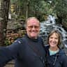 House sit pet parent - Cozy Home on Creek in Downtown Issaquah with cuddly cat