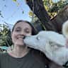 House sit pet parent - Family home in convenient location with five loving fur babies!