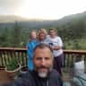 House sit pet parent - Beautiful Evergreen house, private, serene, amazing views. Friendly, easy doodle