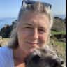 House sit pet parent - Laid back Lurchers near Lechlade …
