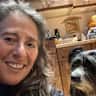 House sit pet parent - Playful Dog, Sustainable Home, Hot Springs, and Mountain Beauty