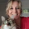 House sit pet parent - Comfy home with pool & gorgeous cat for 4 weeks - September Brisbane