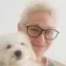 House sit pet parent - Cozy Dubai getaway with an adorable Maltese sidekick…steps from the water.