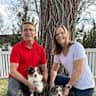 House sit pet parent - Cozy shaded getaway with great location. Mini Aussies and unlimited fresh eggs.