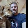 House sit pet parent - Luxury Condo + Workspace with a Sweet Golden Retriever!