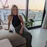 House sit pet parent - Stylish Düsseldorf Apartment with Sunset Balcony & Cat Companion
