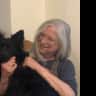 House sit pet parent - Liska Needs a Lap