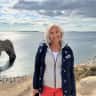 House sit pet parent - Seaside retreat with Milo