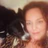 House sit pet parent - Fabulous Funky Ferndale in the heart of downtown with Netflix-loving pup