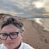 House sit pet parent - Family home with three cats in beautiful Prince Edward Island