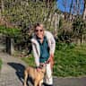 House sit pet parent - Beautiful Home and Dog in North Vancouver