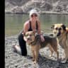 House sit pet parent - Lovely home just 15 minutes to The Strip! Swimming pool and fun, loving dogs.