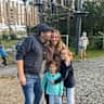 House sit pet parent - Fun Loving family who like going on holidays with and sometimes without our dogs
