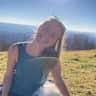 House sit pet parent - Hendersonville Mountain Getaway with two Aussies ready to love you!