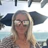 House sit pet parent - Gorgeous Tahoe Home with Snuggly Cats and Sweet Doggo. Walking distance to town.