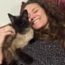 House sit pet parent - Sanctuary farm-stay in Lyons with a sweet Siamese!