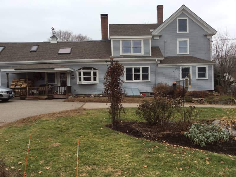 Housesitting assignment in Newington, New Hampshire, United States