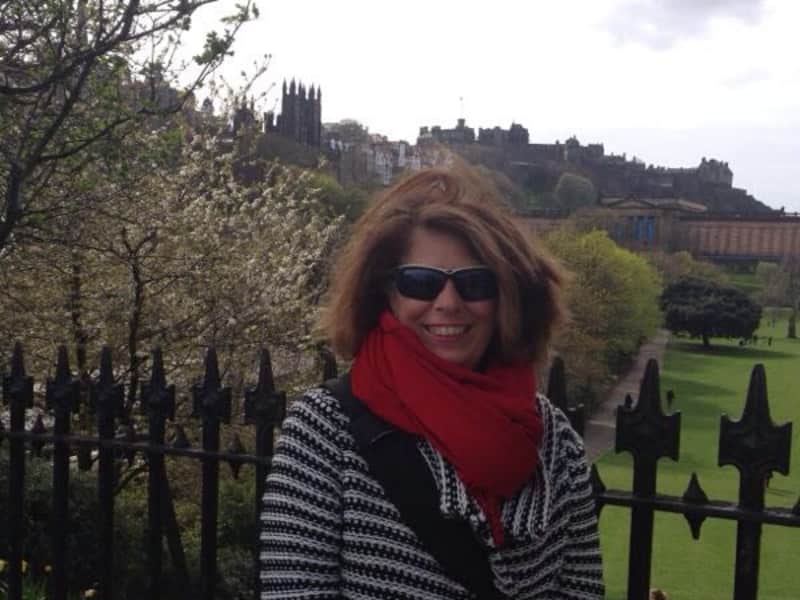 Avril from Edinburgh, United Kingdom