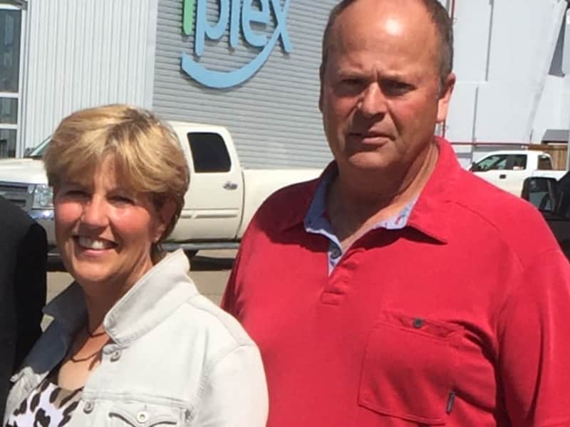 Dori & Bruce from Strathmore, Alberta, Canada