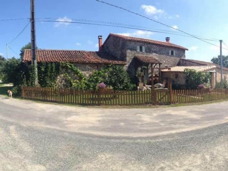 Housesitting assignment in Chanteloup, France