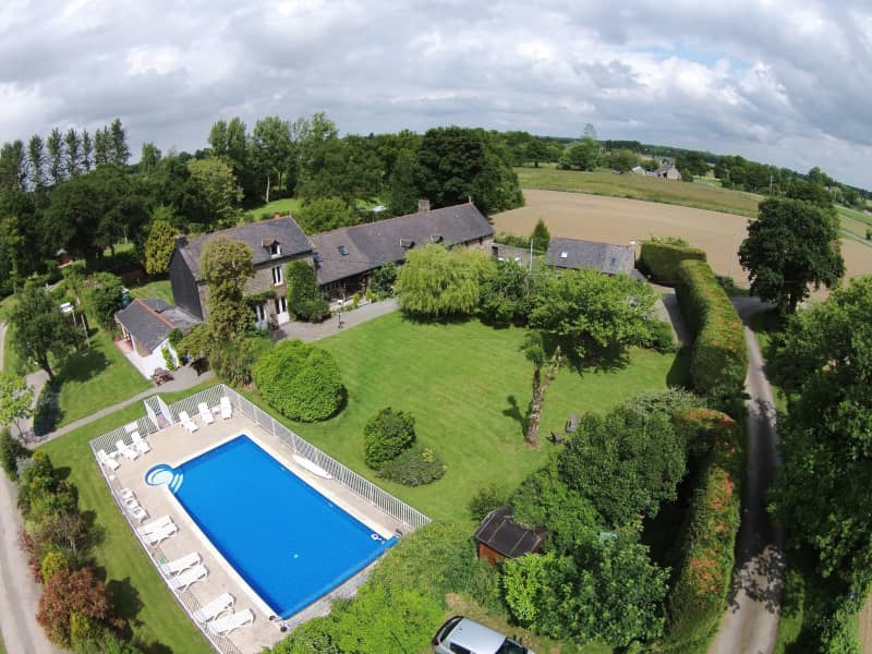 Housesitting assignment in Combourg, France