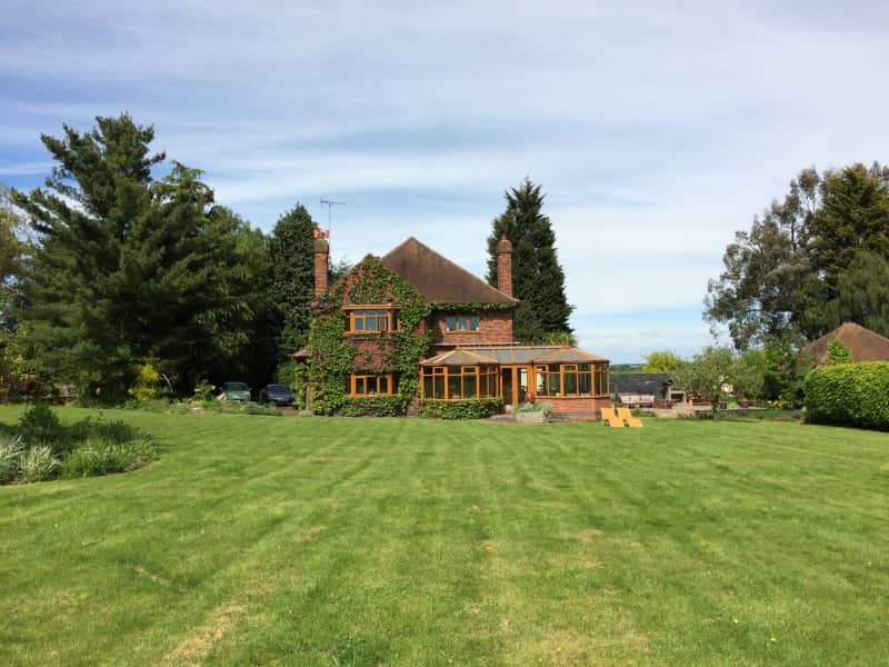 Housesitting assignment in Worksop, United Kingdom