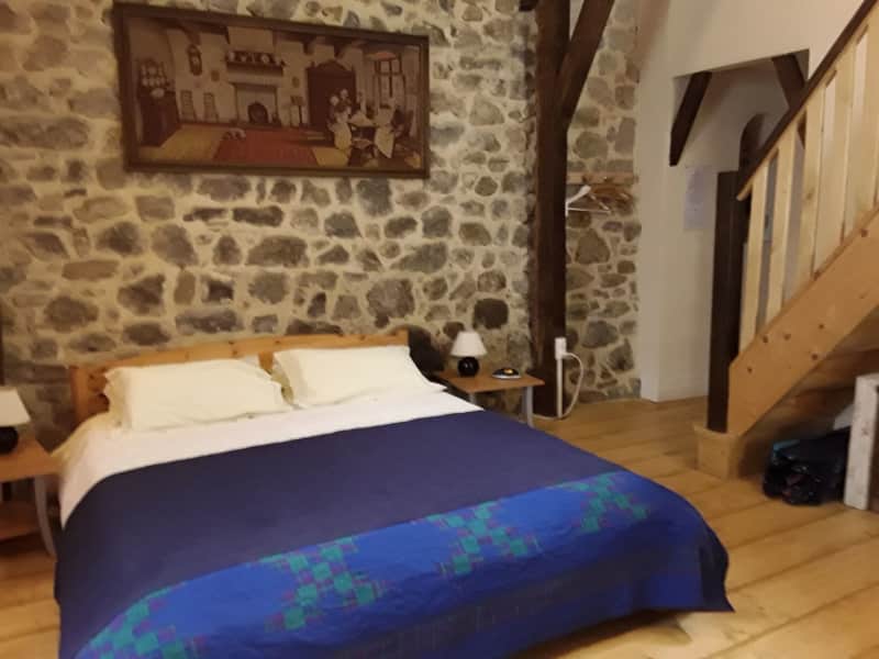 Housesitting assignment in Entraygues-sur-Truyère, France
