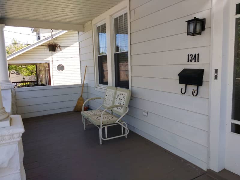 Housesitting assignment in Arbutus, Maryland, United States