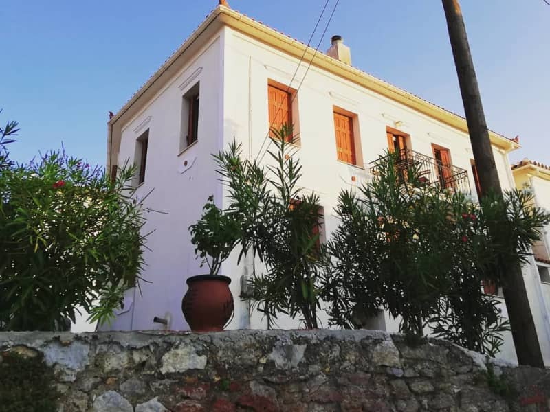 Housesitting assignment in Galaxídhion, Greece